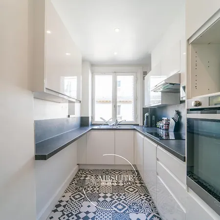 아파트 Arc De Triomphe Tranquility 2br By Airsuite