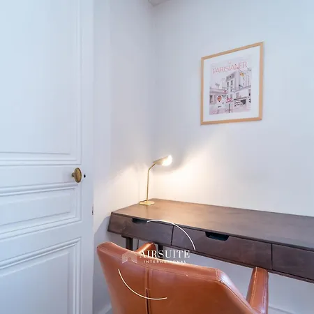 Arc De Triomphe Tranquility 2br By Airsuite * Paris